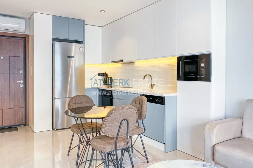 Kupuj Jednopokojowy apartament w nowoczesnym kompleksie — centrum Alanyi, plaża Kleopatra 4 