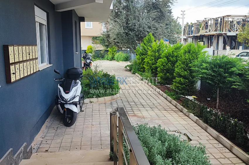Pilna sprzedaż! Dwupokojowe mieszkanie w okazyjnej cenie w Antalya, dzielnica Kepez 7 