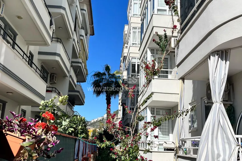 1+1 apartament o powierzchni 72 m2 w centrum Alanyi z nowymi meblami i dwoma balkonami - Plaża Kleopatra 8 