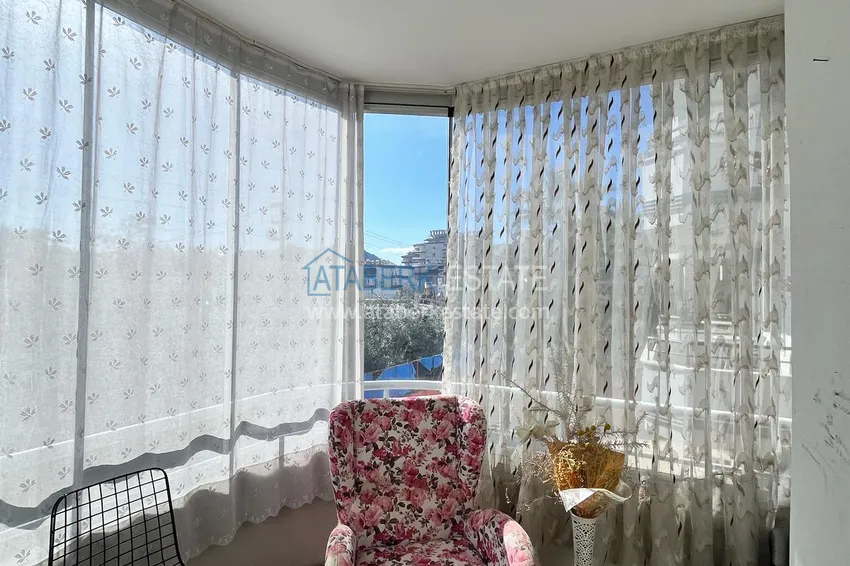 Kupuj  1+1 apartament o powierzchni 72 m2 w centrum Alanyi z nowymi meblami i dwoma balkonami - Plaża Kleopatra 8 