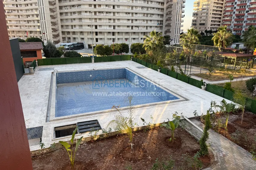 Kupuj  Jednopokojowy apartament z przeszklonym balkonem w nowym kompleksie - dzielnica Tomyuk, Mersin 9 