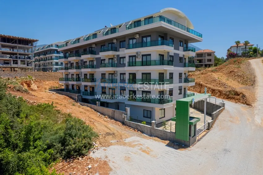 Dwupoziomowy penthouse 2+1 z nowymi meblami i widokiem na góry w Oba, Alanya 9 