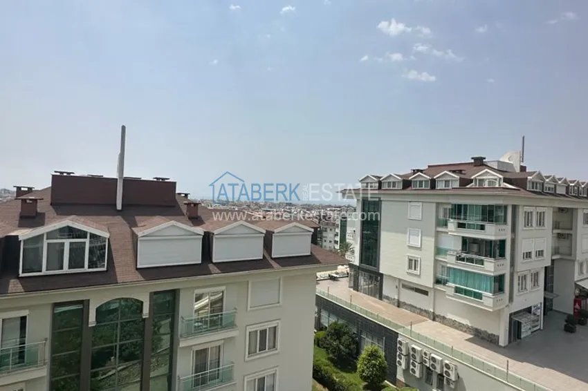 Kupuj  Penthouse pod klucz w Alanyi — 1+1, 80 m2 z przeszklonym balkonem w rezydencji premium, dzielnica Oba 10 
