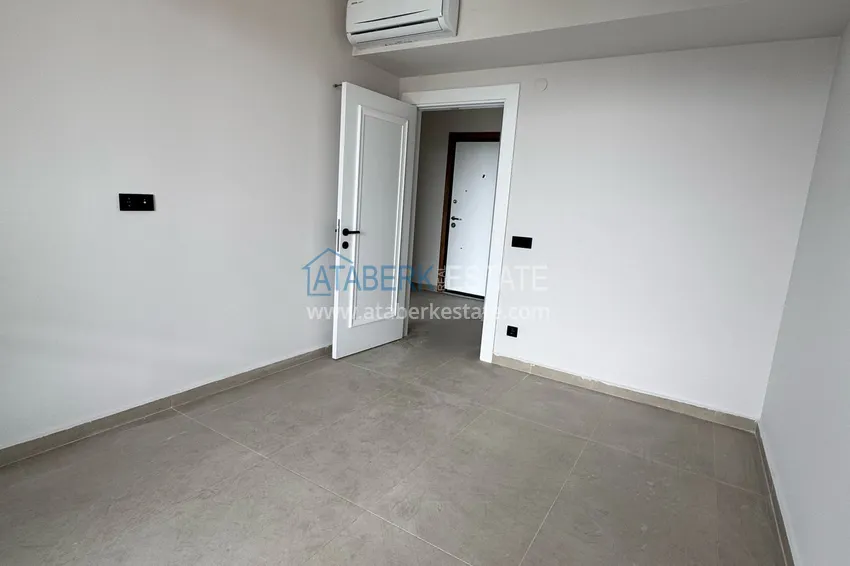 Kupuj Dwupoziomowy penthouse z widokiem na Calais w sercu Alanyi 12 
