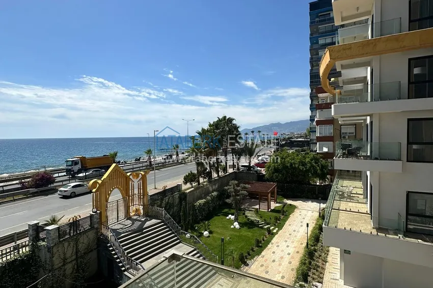Kupuj  Apartament z dwiema sypialniami i widokiem na morze, pierwszy apartament na wybrzeżu - Alanya, dzielnica Mahmutlar 12 