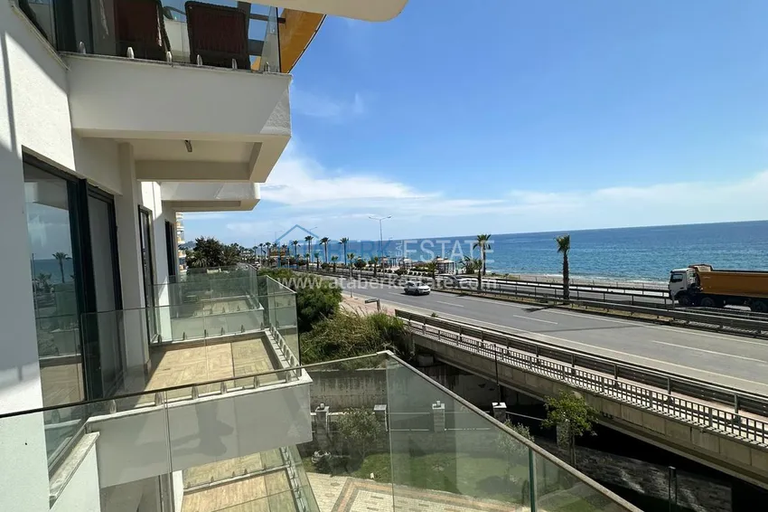 Kupuj  Apartament z dwiema sypialniami i widokiem na morze, pierwszy apartament na wybrzeżu - Alanya, dzielnica Mahmutlar 13 