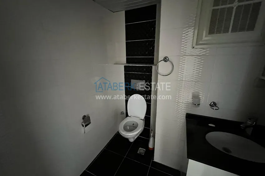 Kupuj Umeblowany dwupoziomowy penthouse w centrum Alanyi - Plaża Kleopatra 14 