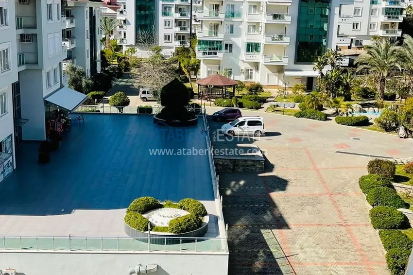 Kupuj  Penthouse pod klucz w Alanyi — 1+1, 80 m2 z przeszklonym balkonem w rezydencji premium, dzielnica Oba 13 