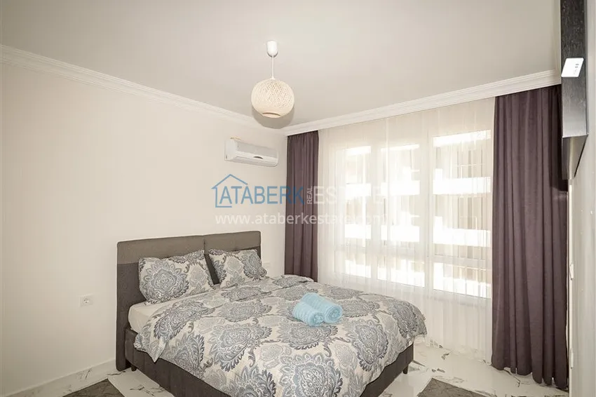 Odnowiony apartament 2+1 z nowymi meblami i widokiem na morze - centrum Alanyi, 1 wybrzeże, plaża Kleopatra 5 