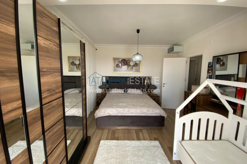 Kupuj  3+1 dwupiętrowy prywatny dom z basenem i w pełni umeblowany w Kargicak 14 
