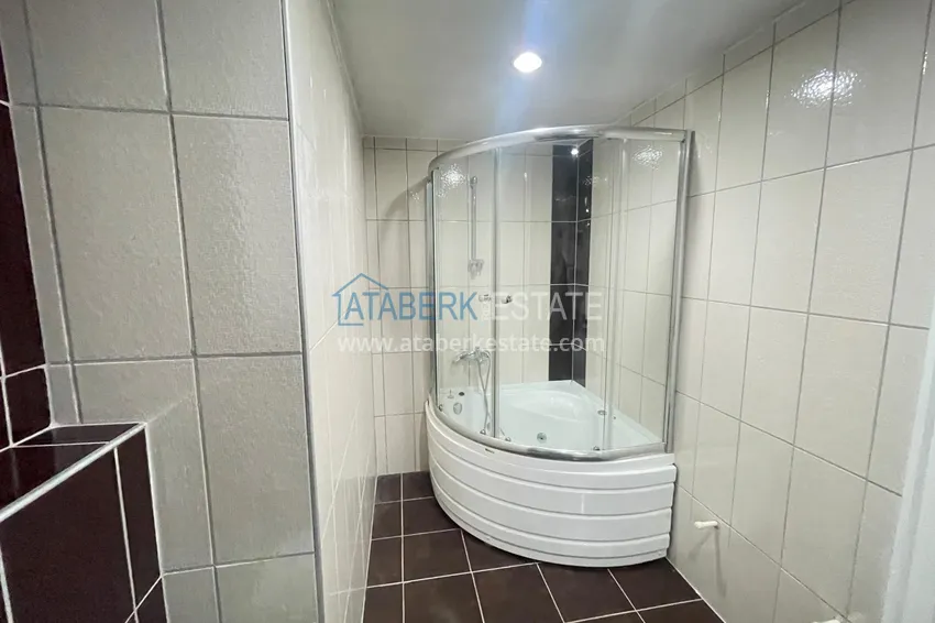 Kupuj  Dwupoziomowy penthouse 3+1 z otwartymi widokami w prestiżowym kompleksie Cikcilli — odpowiedni do uzyskania zezwolenia na pobyt 15 
