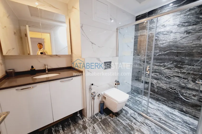 Kupuj  Apartament dwupoziomowy 2+1 z ogrzewanymi podłogami i meblami — od właściciela, Kargicak 16 