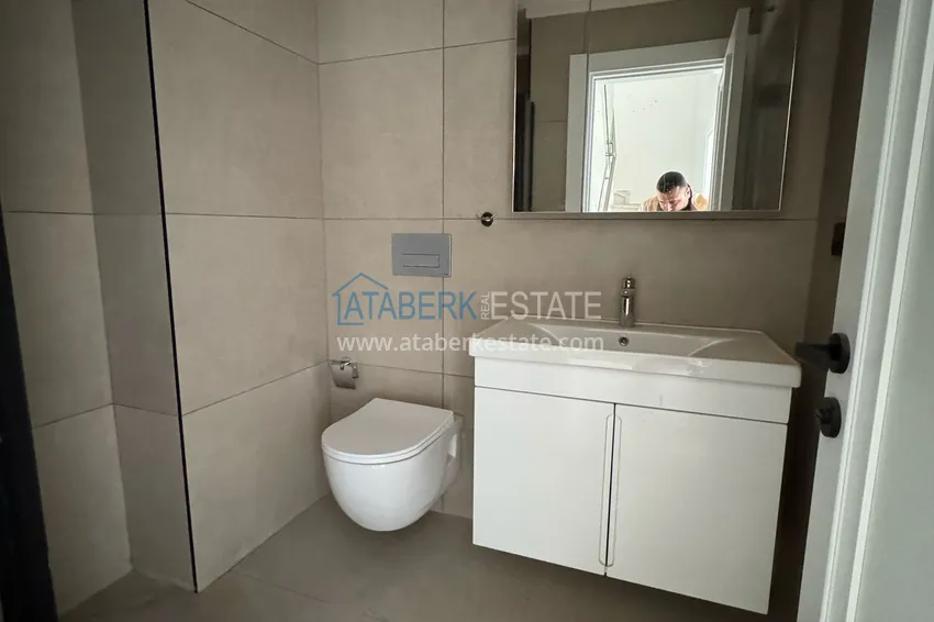 Kupuj Dwupoziomowy penthouse z widokiem na Calais w sercu Alanyi 16 