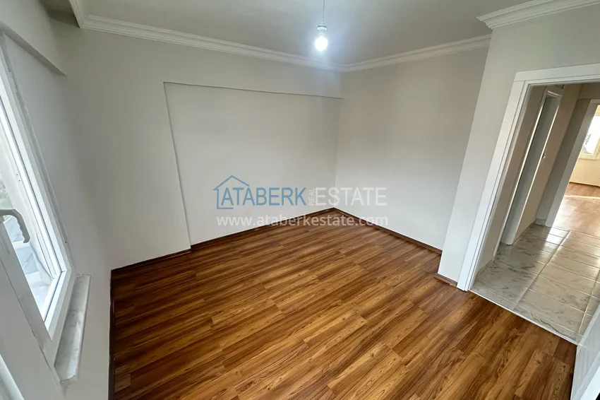 Kupuj  Apartament 2+1 po remoncie kosmetycznym w kompleksie miejskim przy głównej ulicy Oba 16 