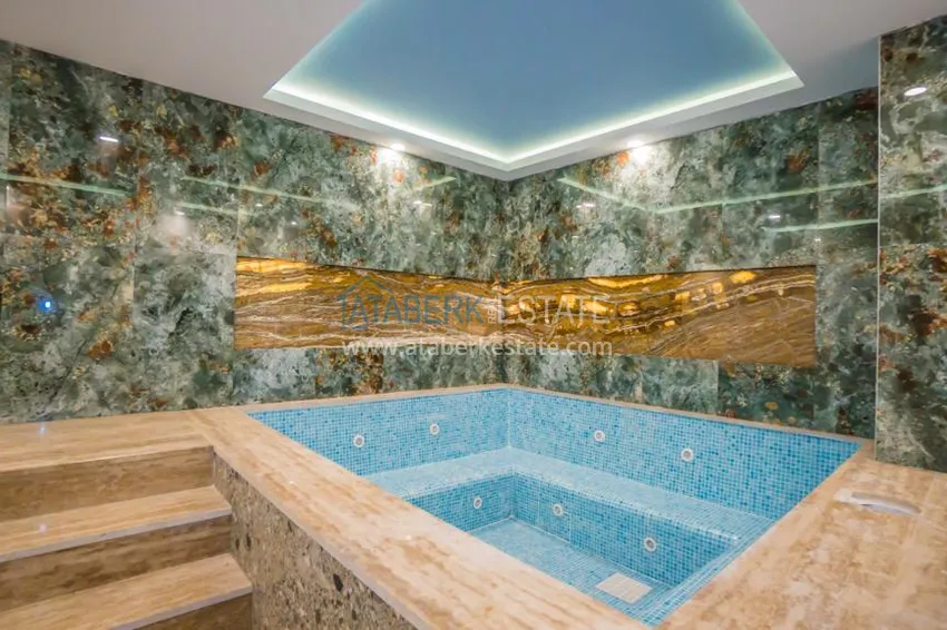 Apartament 4+1 z designerskimi wnętrzami i widokami — Alanya, dzielnica Mahmutlar 15 