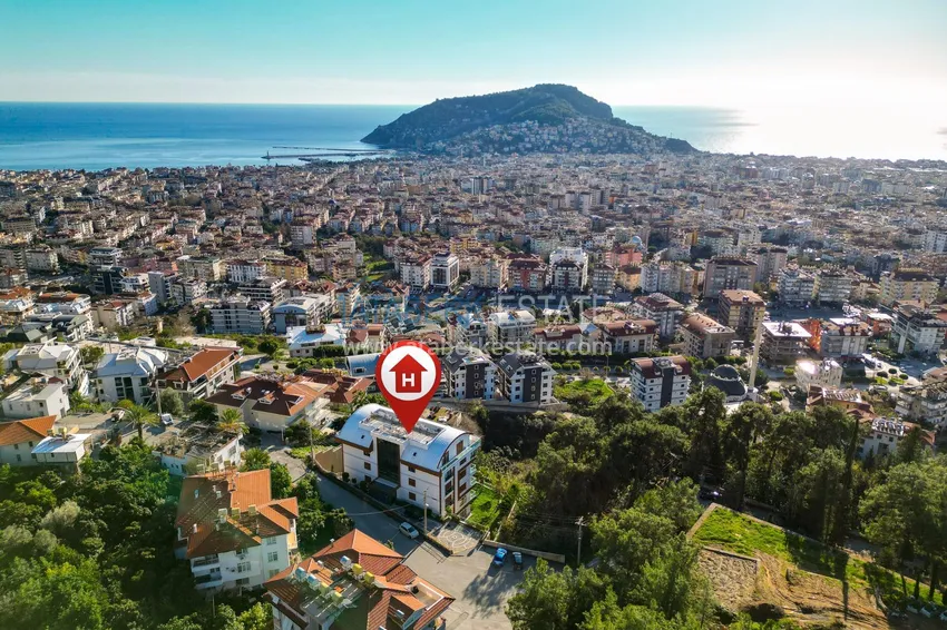 Duplex ogrodowy z oddzielną kuchnią i panoramicznym widokiem na morze — Alanya, dzielnica Küçükhasabahce 1 