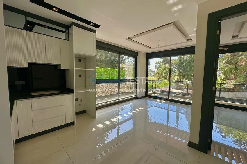 Kupuj  Nowoczesne apartamenty 1+1 w Alanyi, dzielnica Buyuk Hasbahce — podstawowa nieruchomość  1 