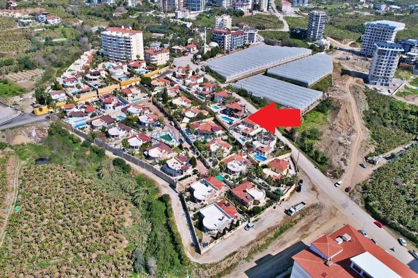 Dwupiętrowa wolnostojąca willa w kompleksie domków letniskowych — Alanya, dzielnica Mahmutlar 2 