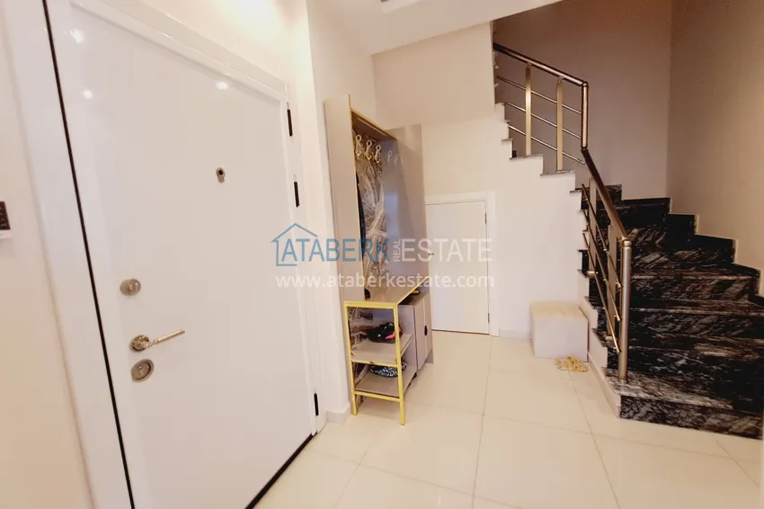 Kupuj  Apartament dwupoziomowy 2+1 z ogrzewanymi podłogami i meblami — od właściciela, Kargicak 1 