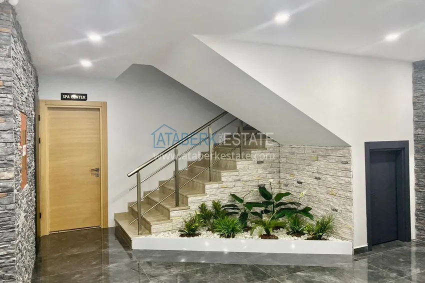Apartament 2+1 z meblami, oddzielną kuchnią i widokiem na góry - Centrum Alanya  21 