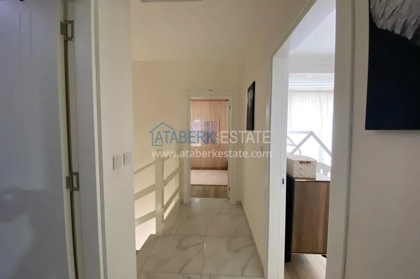 Kupuj  3+1 dwupiętrowy prywatny dom z basenem i w pełni umeblowany w Kargicak 23 