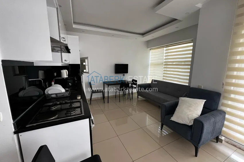 Kupuj Umeblowany dwupoziomowy penthouse w centrum Alanyi - Plaża Kleopatra 2 