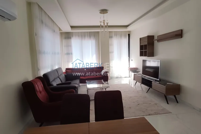 Kupuj  Umeblowany dwupoziomowy penthouse zaledwie 200 metrów od plaży Cleopatra - Centrum Alanya 2 