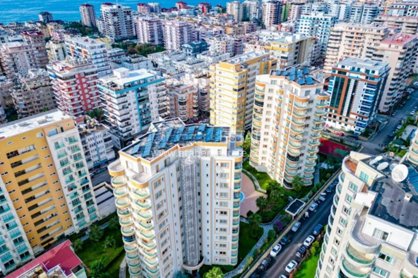 Apartament pod klucz 2+1 z przeszklonym balkonem — Alanya, dzielnica Mahmutlar 2 