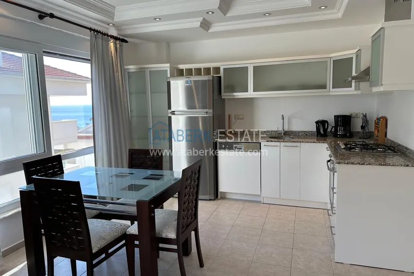 Kupuj  Umeblowany apartament 2+1 z widokiem na morze, odpowiedni na zezwolenie na pobyt - centrum Alanyi, plaża Kleopatra 2 