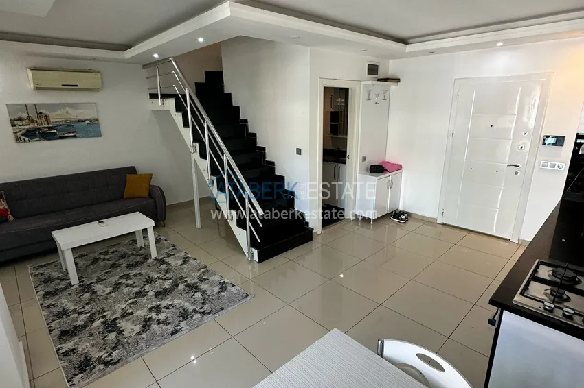 Kupuj  Dwupoziomowy penthouse 2+1 w centrum Alanyi — Plaża Kleopatra  1 