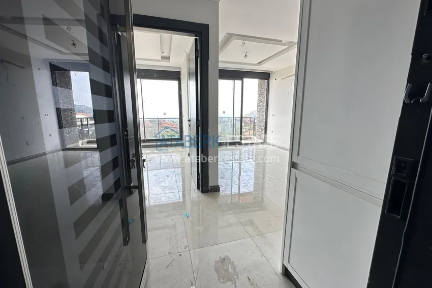 Kupuj  Penthouse 1+1 z pięknym wykończeniem w elitarnym kompleksie — centrum Alanyi, dzielnica Buyuk Hasbahce  2 