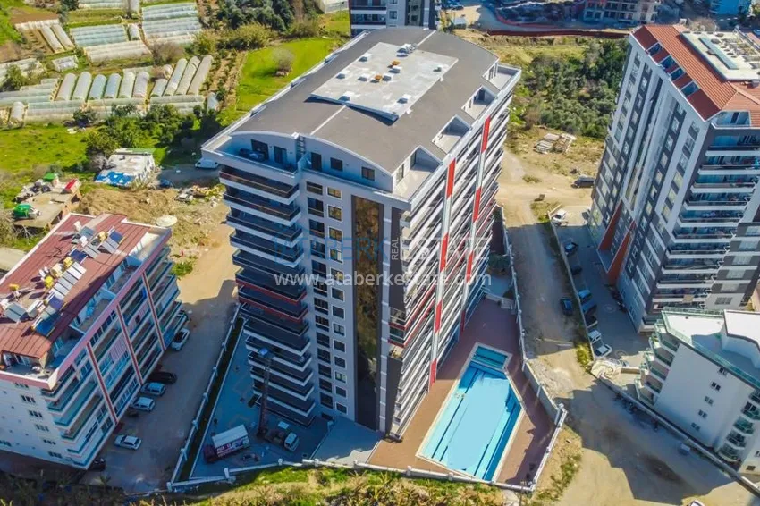 Apartament 4+1 z designerskimi wnętrzami i widokami — Alanya, dzielnica Mahmutlar 2 