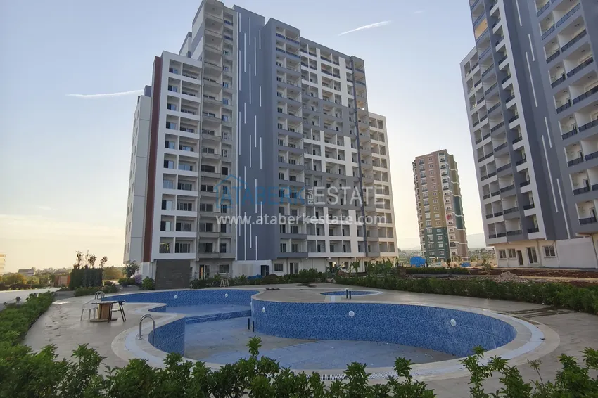 Nowa nowoczesna rezydencja klasy komfortowej w Mersin, dzielnica Mezitli 3 