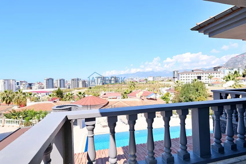 Kupuj  Dwupiętrowa wolnostojąca willa w kompleksie domków letniskowych — Alanya, dzielnica Mahmutlar 32 