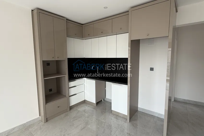 Kupuj  Nowoczesny apartament z dwiema sypialniami i widokiem na góry w kompleksie mieszkalnym na poziomie hotelu, Mahmutlar - Alanya 4 