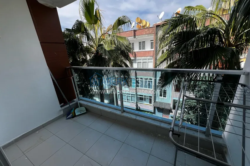 Kupuj Umeblowany dwupoziomowy penthouse w centrum Alanyi - Plaża Kleopatra 5 