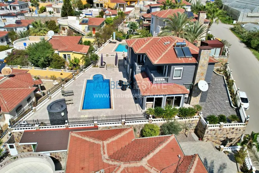 Dwupiętrowa wolnostojąca willa w kompleksie domków letniskowych — Alanya, dzielnica Mahmutlar 9 