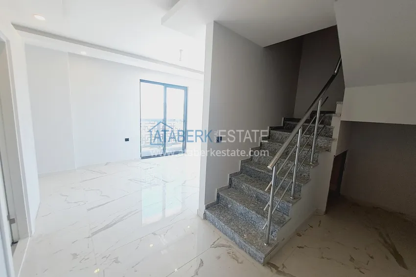 Kupuj PNTHOUSE duplex 2+1 z delikatnym wykończeniem - Alanya, linia brzegowa Kestel 2 5 