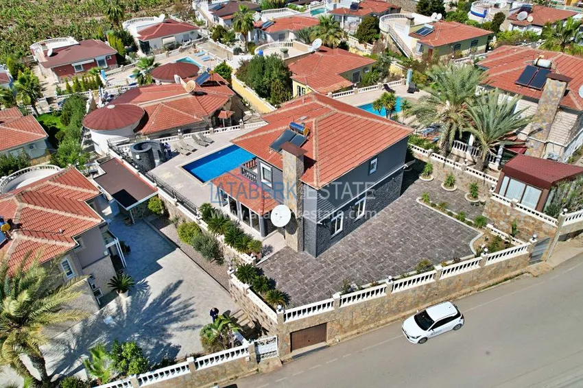 Dwupiętrowa wolnostojąca willa w kompleksie domków letniskowych — Alanya, dzielnica Mahmutlar 10 