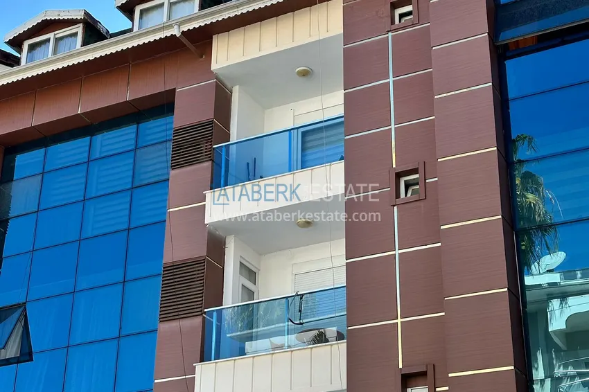 Dwupoziomowy penthouse 2+1 w centrum Alanyi — Plaża Kleopatra  5 