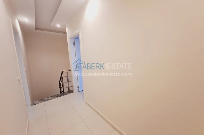 Kupuj  Apartament dwupoziomowy 2+1 z ogrzewanymi podłogami i meblami — od właściciela, Kargicak 7 