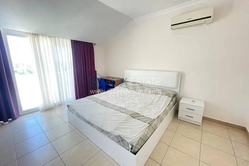 Kupuj  Dwupoziomowy penthouse 3+1 z otwartymi widokami w prestiżowym kompleksie Cikcilli — odpowiedni do uzyskania zezwolenia na pobyt 7 