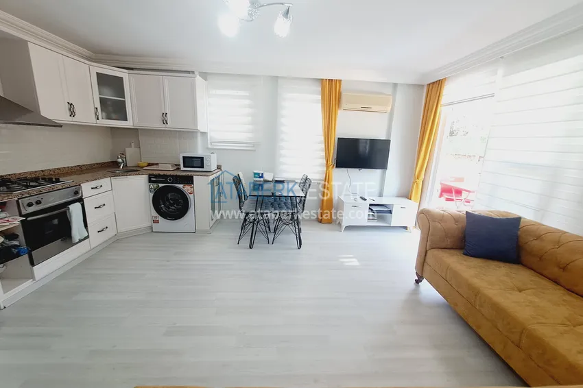 Kupuj Niedrogie umeblowane mieszkanie w centrum Alanyi - plaża Kleopatra 7 