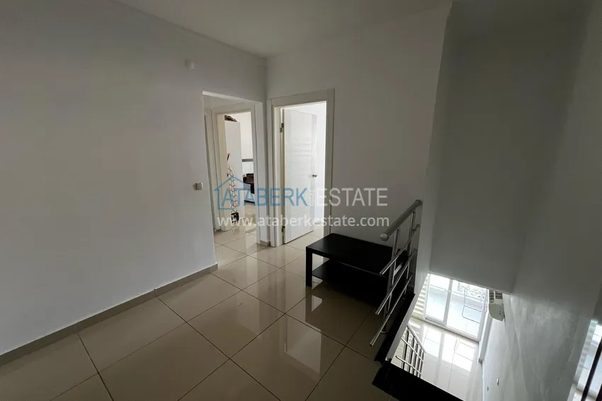 Kupuj Umeblowany dwupoziomowy penthouse w centrum Alanyi - Plaża Kleopatra 9 