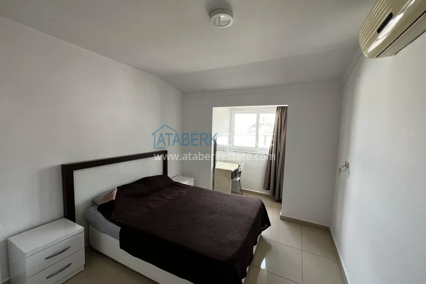 Kupuj Umeblowany dwupoziomowy penthouse w centrum Alanyi - Plaża Kleopatra 10 