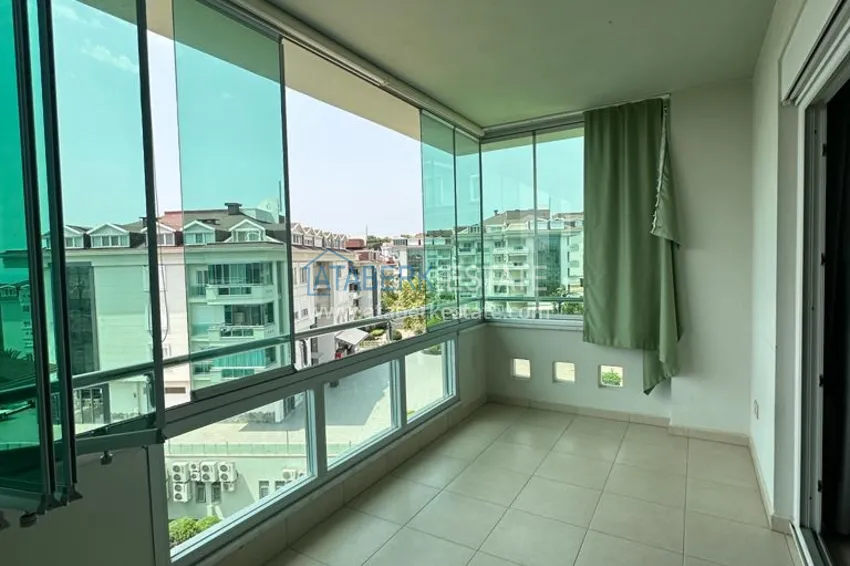 Kupuj  Penthouse pod klucz w Alanyi — 1+1, 80 m2 z przeszklonym balkonem w rezydencji premium, dzielnica Oba 8 