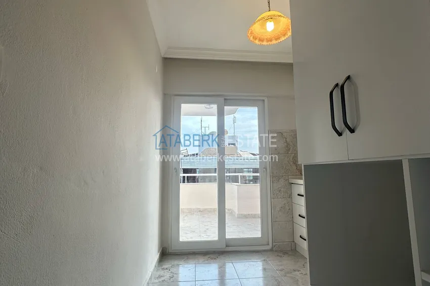 Kupuj  Apartament 2+1 po remoncie kosmetycznym w kompleksie miejskim przy głównej ulicy Oba 8 