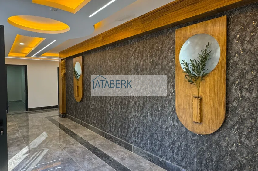 Apartament 1+1 z nowymi meblami i przeszklonym balkonem w nowym budynku — Alanya, dzielnica Górna Oba 10 