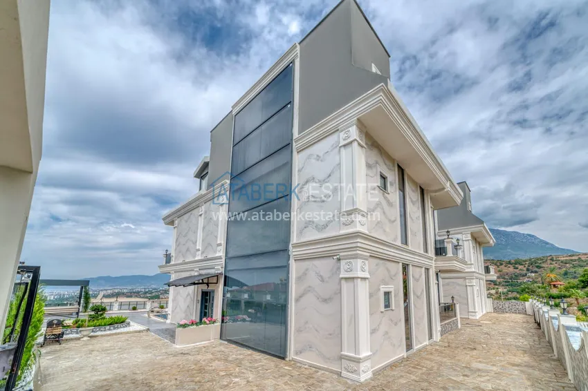 Luksusowa willa nowej generacji z panoramicznym widokiem - Kargicak, odpowiednia dla obywatelstwa 10 