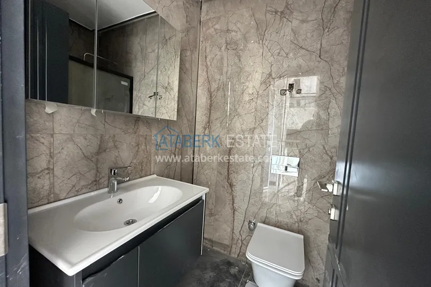 Kupuj  Penthouse 1+1 z pięknym wykończeniem w elitarnym kompleksie — centrum Alanyi, dzielnica Buyuk Hasbahce  9 